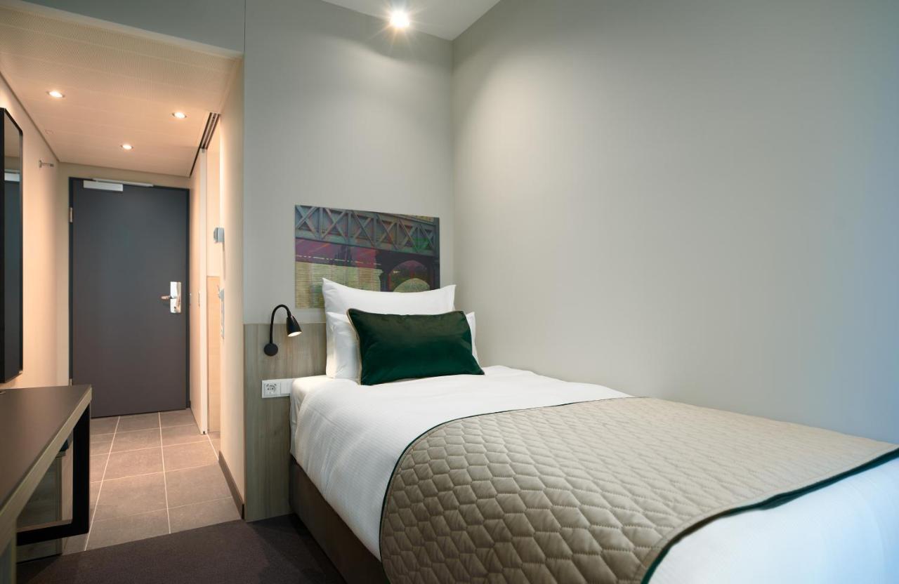 Leonardo West Hotel 4*